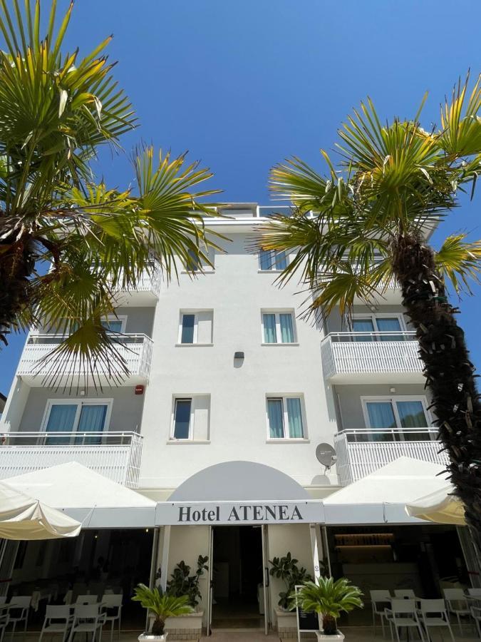 Hotel Atenea Caorle Buitenkant foto